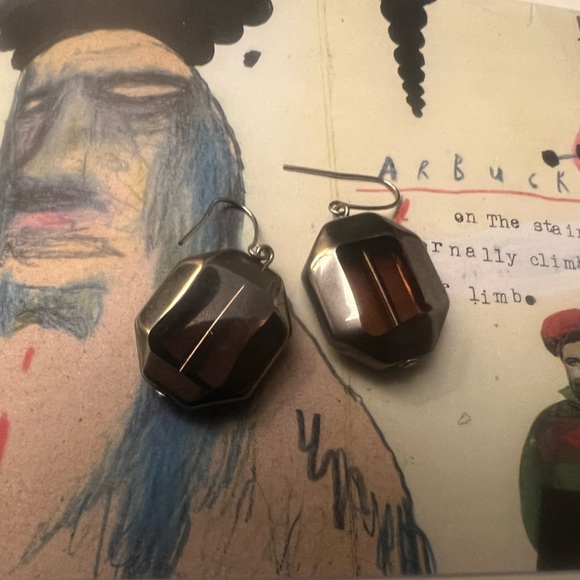 Glass earrings - Picture 2 of 2